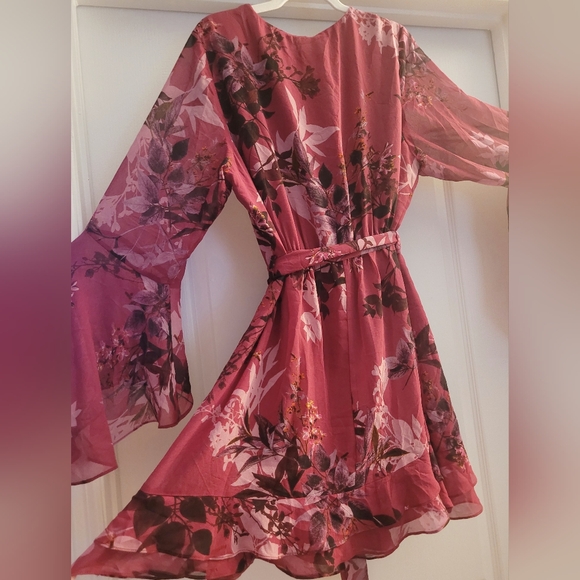 🌷 City Chic Pink Floral Mini Dress - Picture 13 of 16